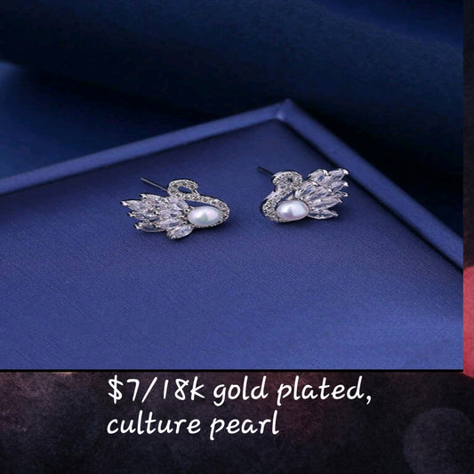 18k gold plated  earrings swan design